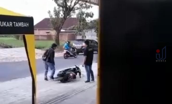 Dinilai Tidak Mendidik, Video Pemuda Rusak Motor dan Viral di Medsos Hanyalah Sebuah Konten
