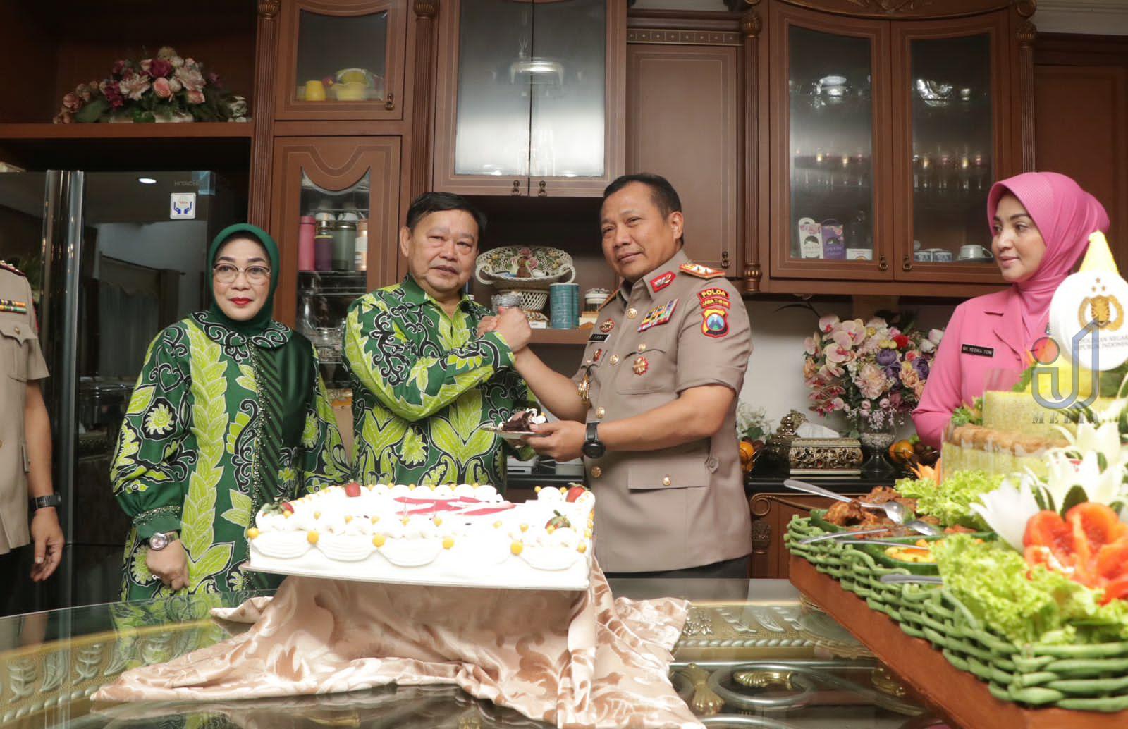 Tradisi Hari Bhayangkara, Irjen Toni Anjangsana Mantan Kapolda di Jawa Timur