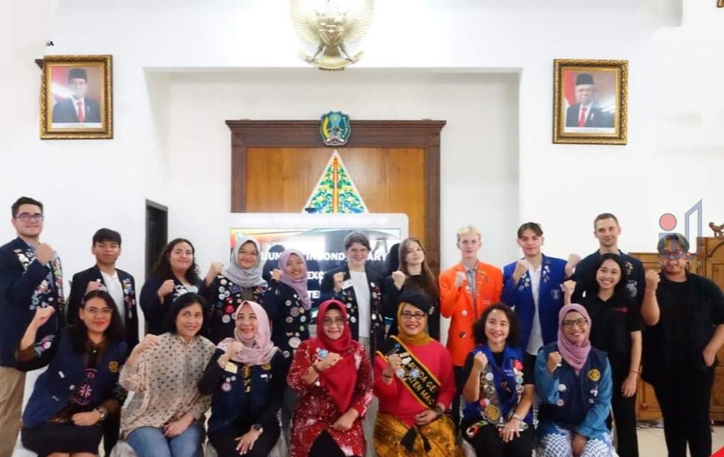 Rotary Club Surabaya Ajak Remaja di Magetan Ikuti Program Pertukaran Pelajar Internasional