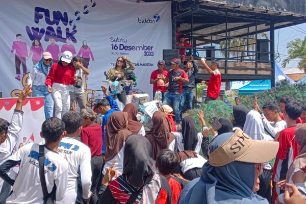 ‘Fun Walk’ Cegah Stunting BKKBN di Magetan Diserbu Antusias Warga Img 20231216 Wa0045