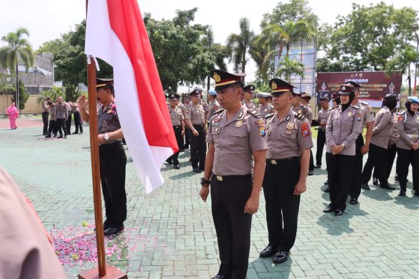 Awal Tahun 2024, Puluhan Personil Polres Magetan Naik Pangkat Img 20240103 Wa0040