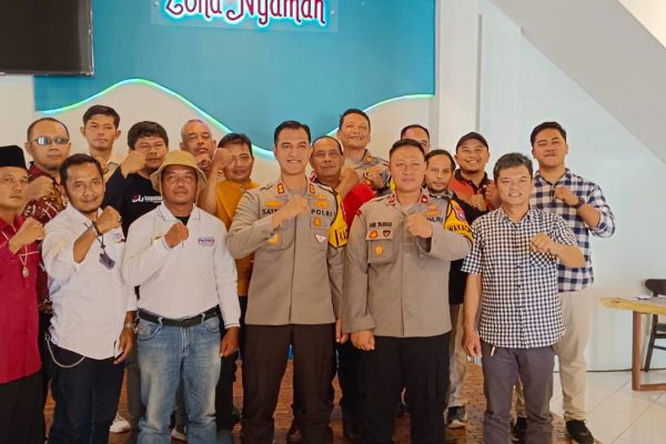 Wujudkan Pemilu Damai 2024, Kapolres Magetan Baru Silaturahmi Bersama Organisasi Media Img 20240116 Wa0021