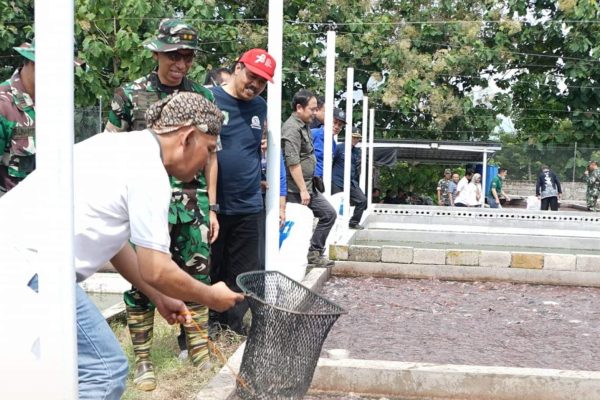 Peternak Ikan Lele Sambat PJ Bupati Magetan Soal Pakan Img 20240304 083829