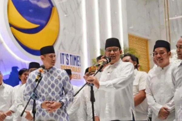 Anies Baswedan saat memenuhi undangan Ketua Umum Partai Nasdem Surya Paloh pada kegiatan buka bersama hari ketiga Ramadhan. (Ist)
