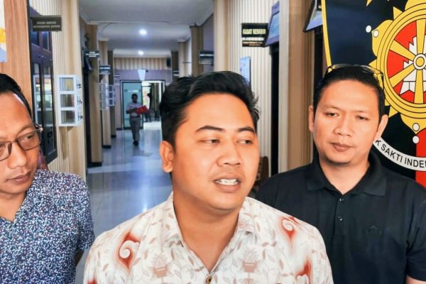 Dugaan Kekerasan Terhadap Putri Komedian Isa Bajaj Ditangani Polres Magetan Oplus 0