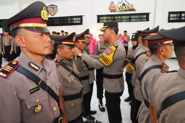 Sertijab Polres Magetan, 7 Anggota Resmi Bertugas di Tempat Baru Oplus 131072