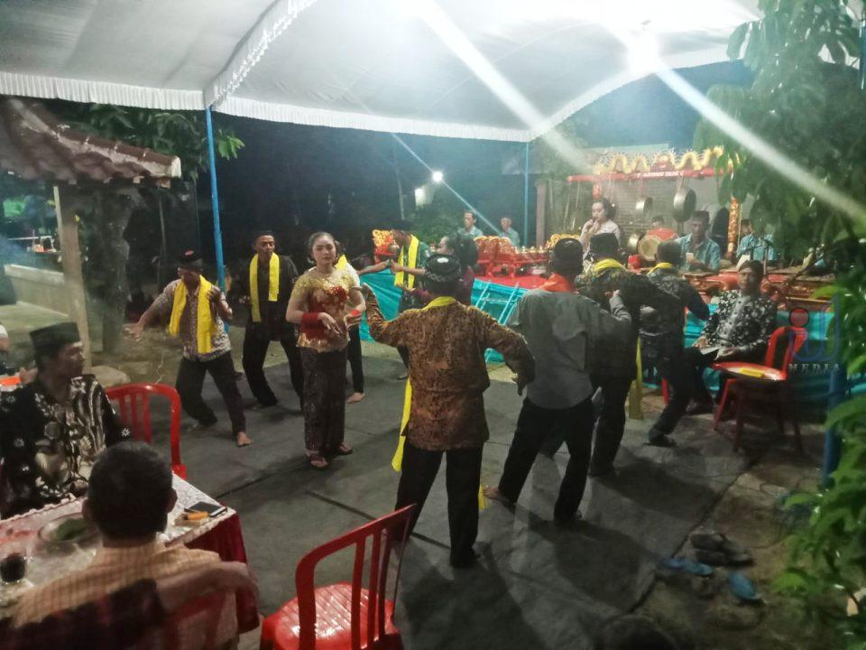 Gambyongan, Tradisi Adat Kesenian Warga Desa