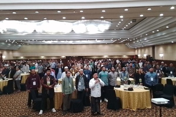 Kembali ke NKRI, Ratusan Jamaah Islamiyah Resmi Bubarkan Diri Jamaah Islamiyah Bubarkan Diri