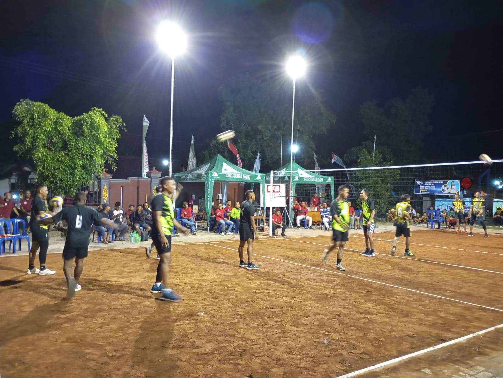 Satgas TMMD 121 Ikuti Pertandingan Voli di Kecamatan Pitu Ngawi