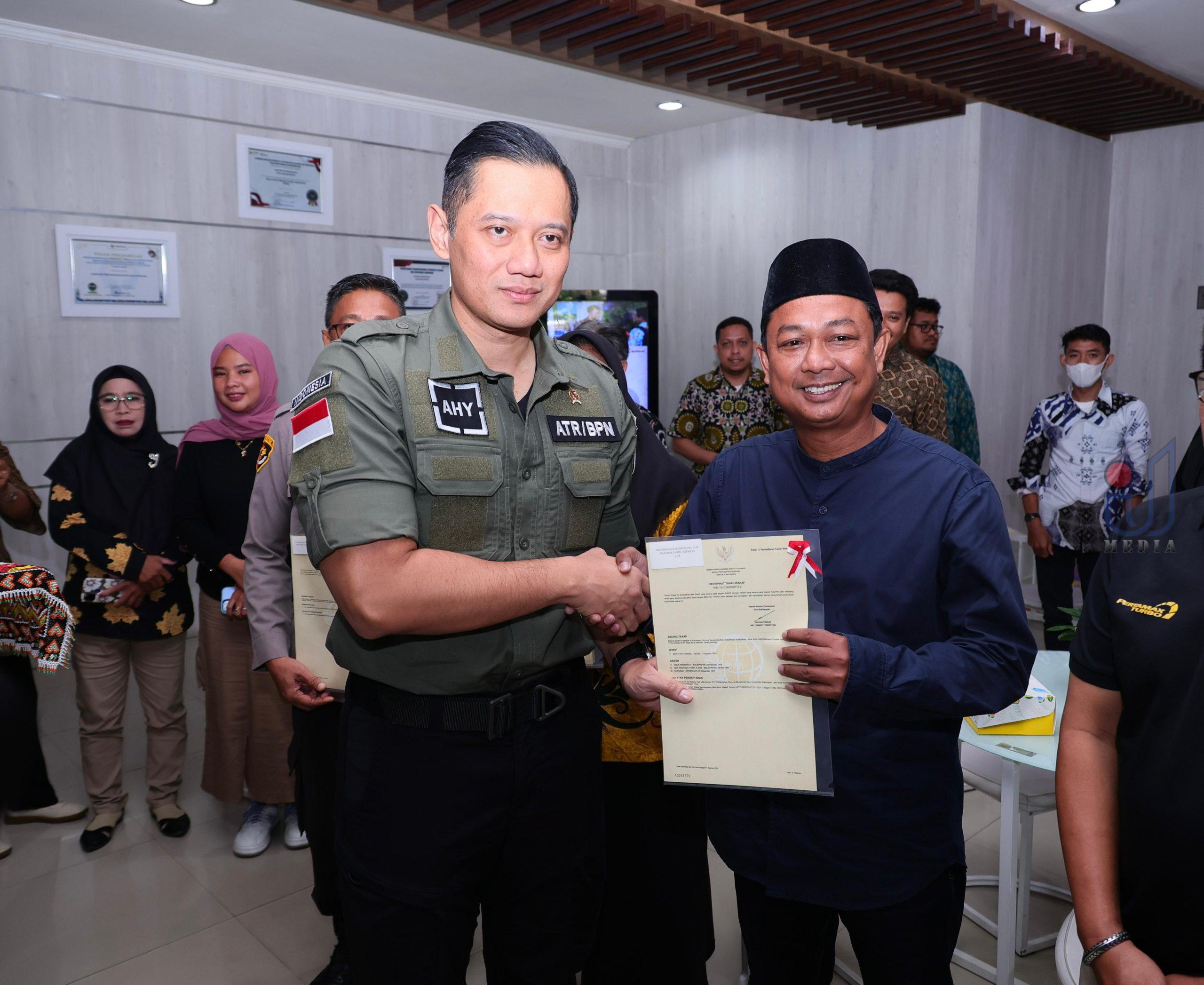 Menteri AHY