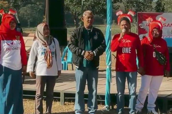 Hergunadi Ikuti Jalan Sehat Desa Candirejo Magetan