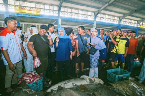 Kampanye Dimulai, Cagub Nomor Urut 2 Temui Nelayan di Lamongan