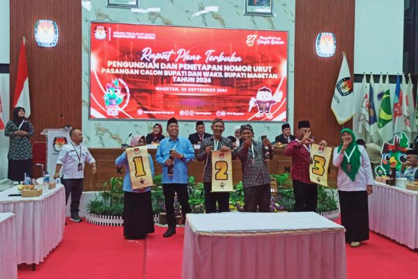 KPU Resmi Tetapkan Nomor Urut Paslon Bupati dan Wakil Bupati Magetan 2024