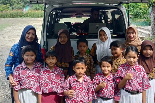 Kolaborasi SDN Kerek dengan BPRS Ngawi, Ajari Anak Sejak Dini Sadar Menabung