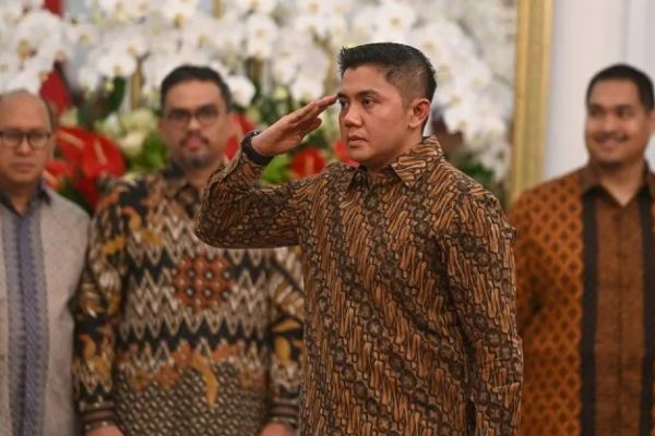 Sosok Teddy, dari Ajudan hingga Sekertaris Kabinet Merah Putih