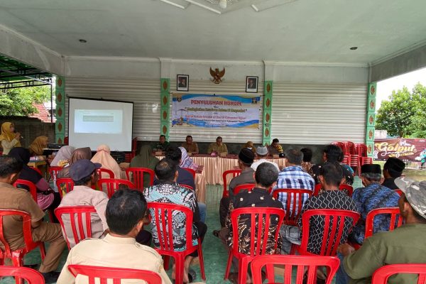 Tingkatkan Kadarkum bagi Warga Desa Legundi, Bagian Hukum Sekdakab Ngawi Berikan Penyuluhan