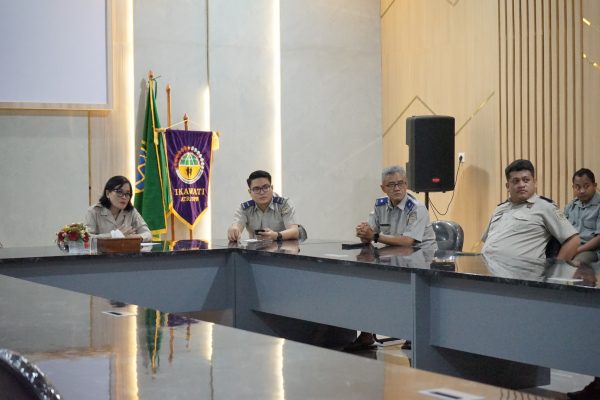 Kantah Kabupaten Ngawi Ikuti Evaluasi Percepatan Sertipikasi Tanah Wakaf Secara Daring