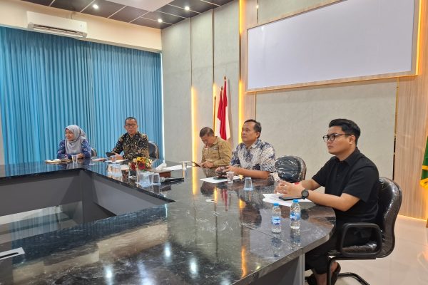 Kepala Kantah Ngawi beserta Pejabat Pengawas Ikuti Rakor Percepatan Sertipikasi Wakaf di Lingkup Provinsi Jatim