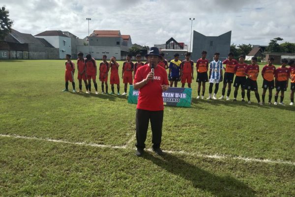 Askab PSSI Sidoarjo Gelar Piala Soeratin U-13 dan U-15