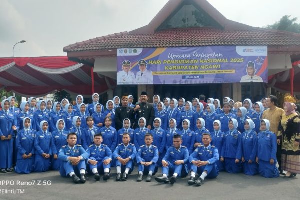 Hardiknas : SMKN 1 Ngawi Filosofikan “Jer Basuki Mawa Beya”