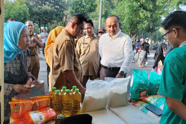 Sambut HUT ke-667: Pemkab Ngawi Gelar Gerakan Pangan Murah, Kendalikan Inflasi dan Stabilitas Harga