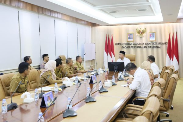 Audiensi Wali Kota Bekasi Bersama Menteri ATR/BPN, Begini Kata Nusron Wahid