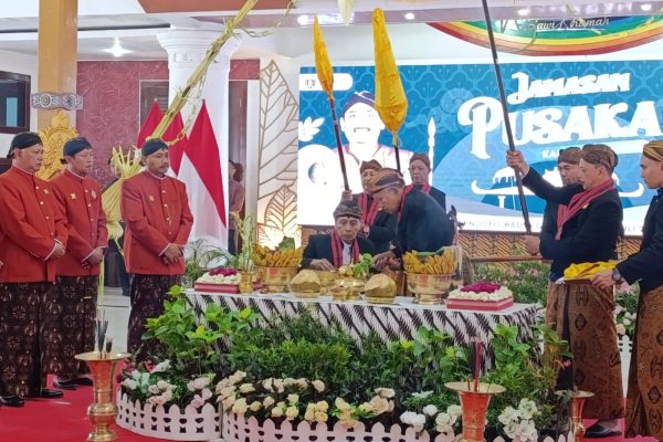 Tahun 2025 : Hari Jadi ke-667 Kabupaten Ngawi Hanya Digelar Jamasan Pusaka, Tanpa Kirab dan Larung Sukerto