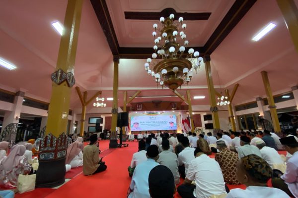 Khidmat dan Penuh Makna, Malam Tirakatan Hari Jadi Ngawi ke-667 Jadi Momentum Renungan dan Doa Bersama