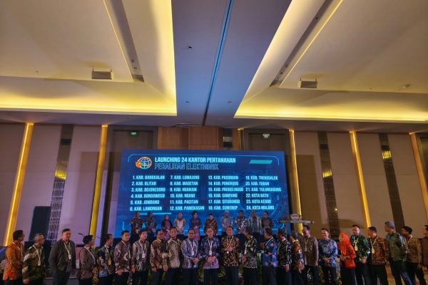 BPN Ngawi Ikuti Launching 24 Kantah Peralihan Elektronik