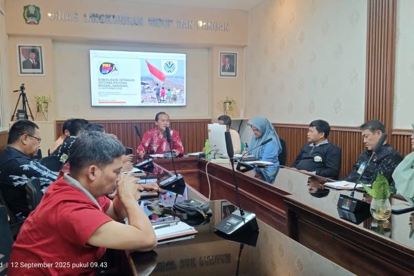Dinas Lingkungan Hidup dan Pangan (DLHP) Magetan.