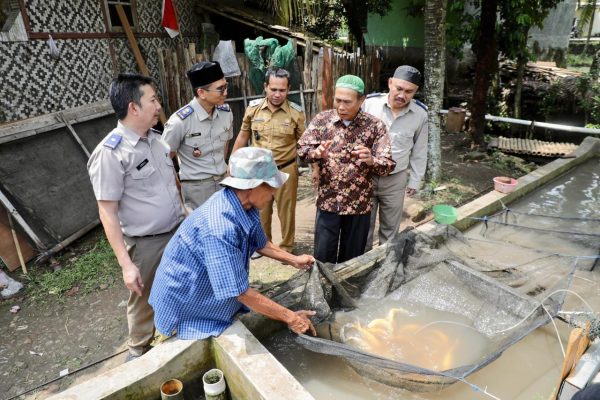 Reforma Agraria Hidupkan Potensi Desa Bandung img 20250930 wa0042