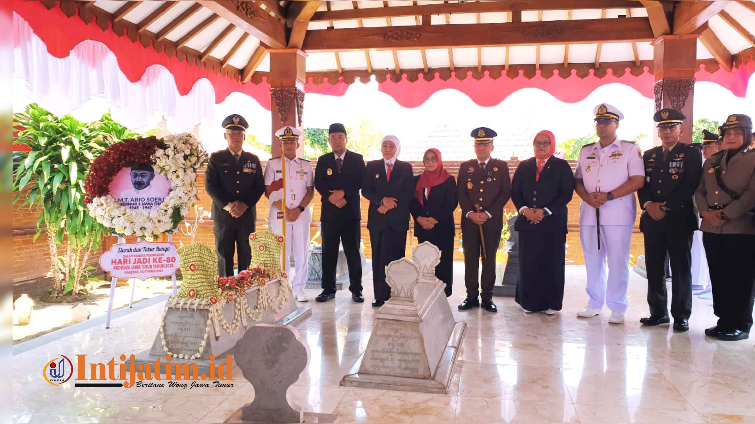 Khofifah Awali Hari Jadi ke-80 Jawa Timur dengan Ziarah di Magetan