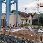 Pembangunan Kandang Sapi di Desa Gebyog, Karangrejo, Magetan