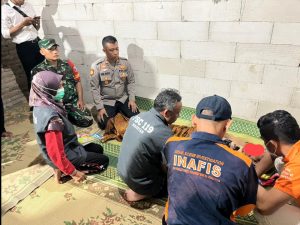 IMG_20251111_150108-300x225 Longsor Terjang Magetan, Timpa Pengendara Motor dan Meninggal