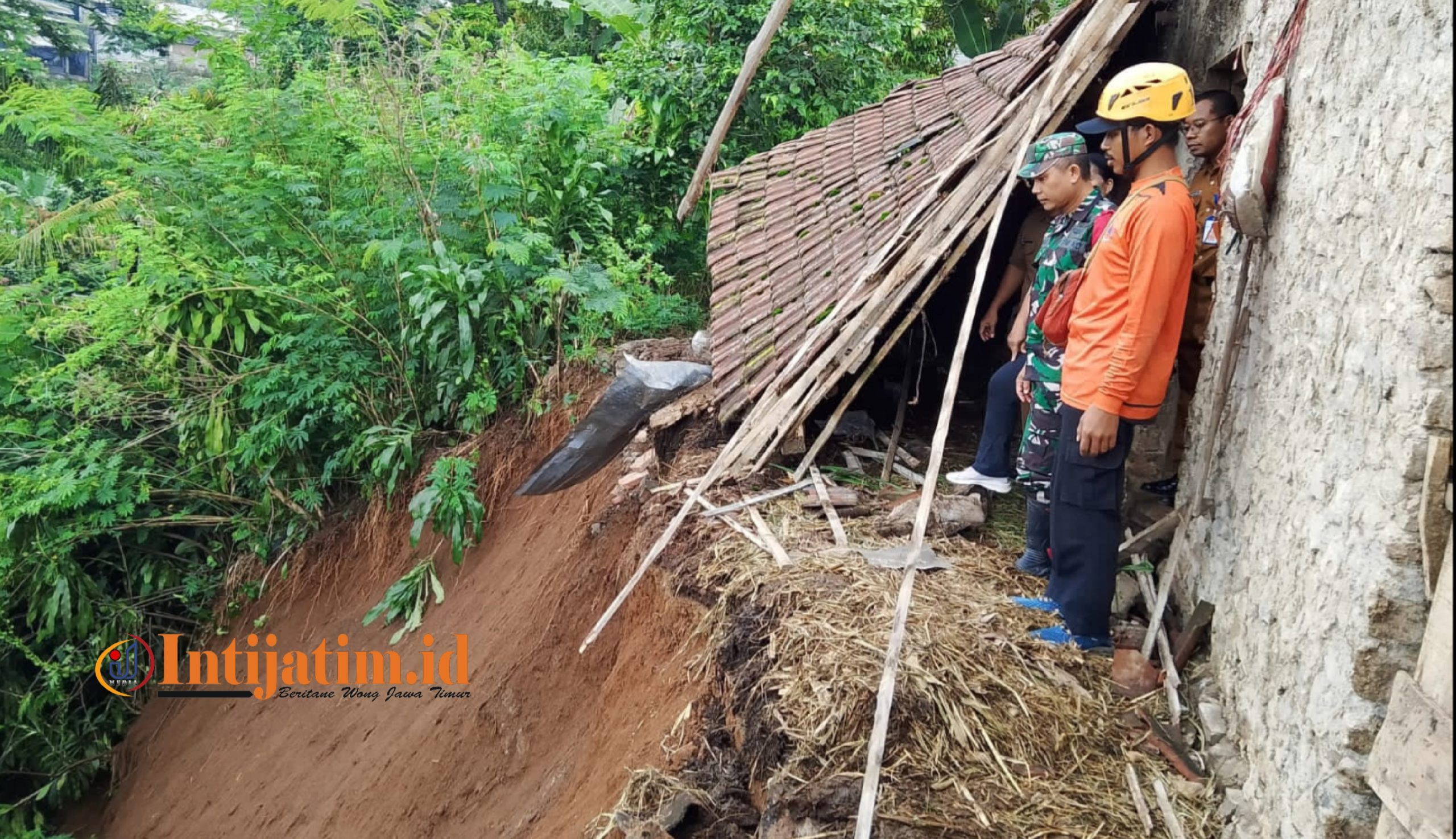 Waspada Bencana!!! Longsor dan Rumah Ambruk Terjadi di Magetan