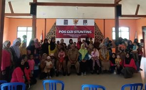 IMG_20251118_223451-300x186 Cegah Stunting, Desa Kersoharjo Beri Makanan Tambahan untuk 40 Anak