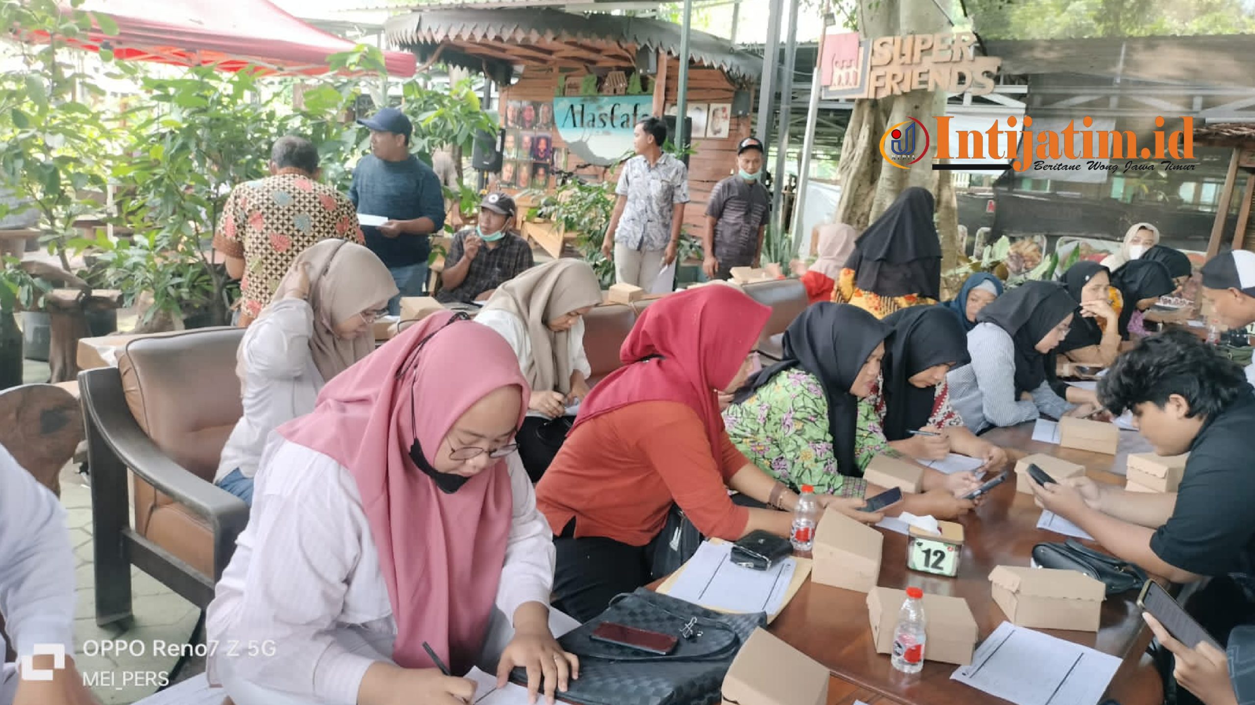 gridart 20251206 200443187