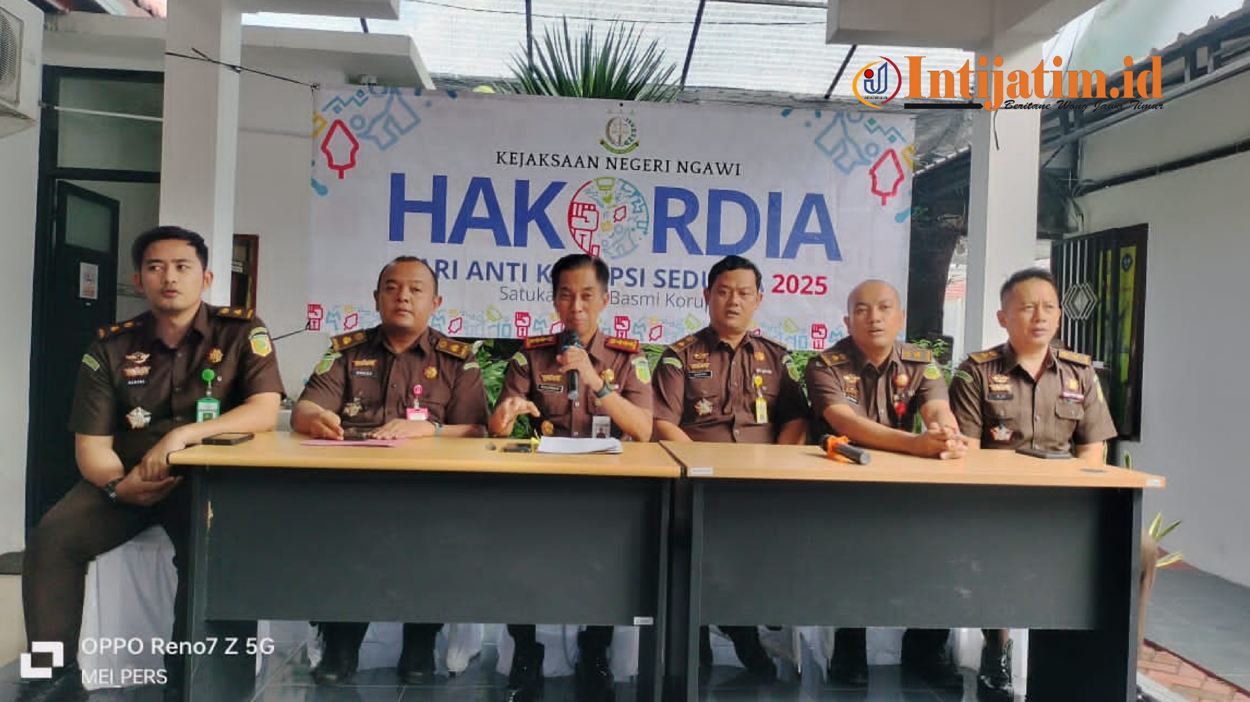 gridart 20251212 231752636