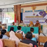 Penyerahan 80 Sertipikat PTSL kepada Warga Manisrejo, Karangrejo-Magetan.
