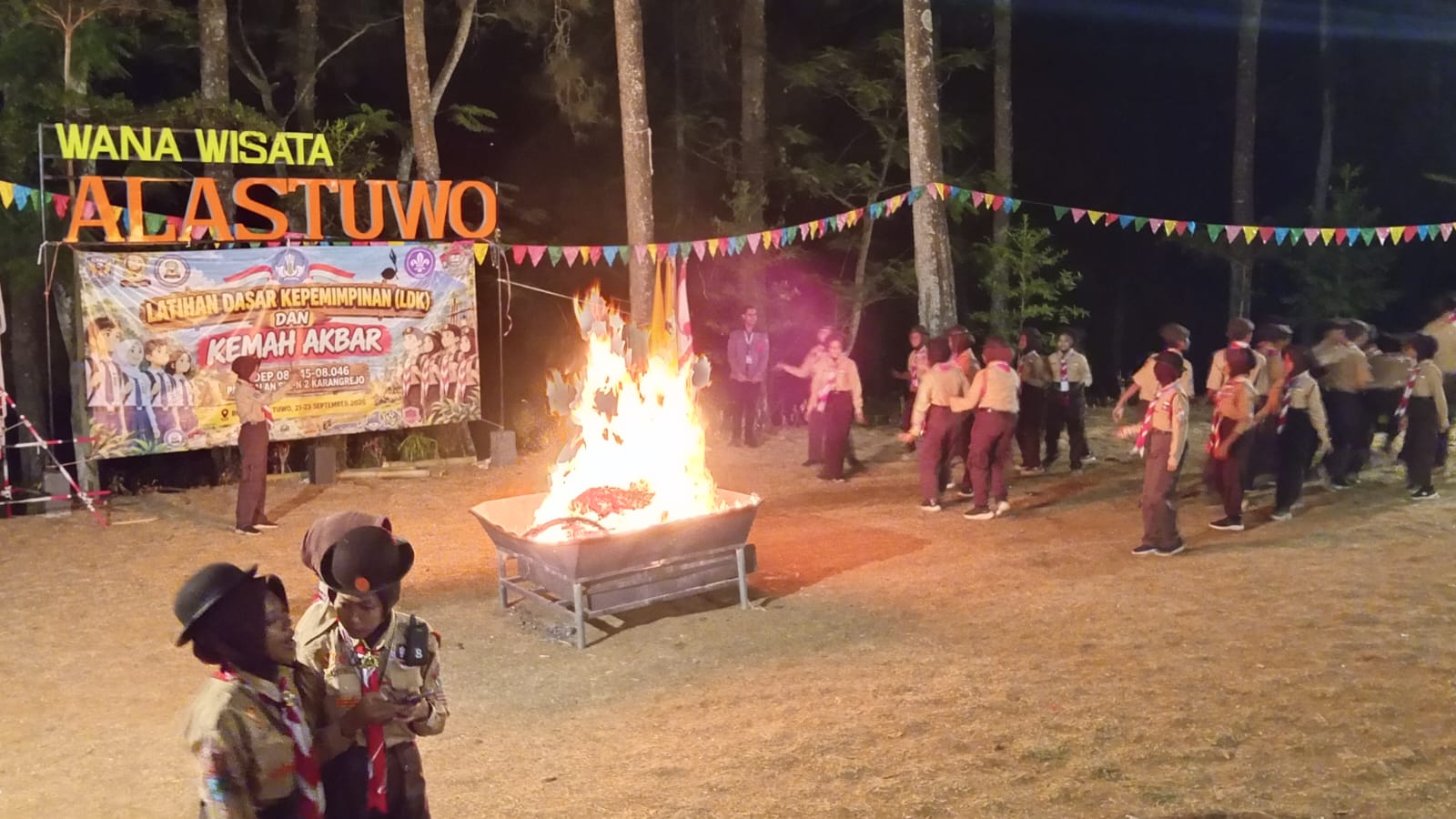Tempa Jiwa Kepemimpinan dan Kemandirian, SMPN 2 Karangrejo Magetan Gelar Kemah Akbar LDK di Alas Tuwo