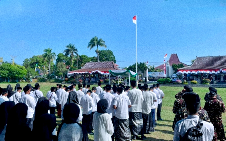 Resolusi Jihad di Alun-Alun Magetan, Ratusan Santri Peringati HSN 2026 Menuju Indonesia Emas